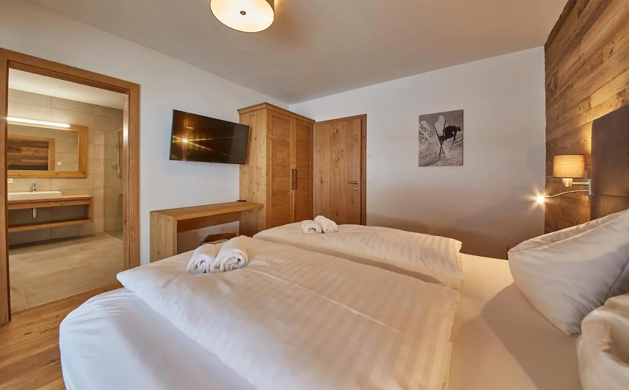 Residenz Der Wieshofer Saalbach-Hinterglemm 0*,  Austria