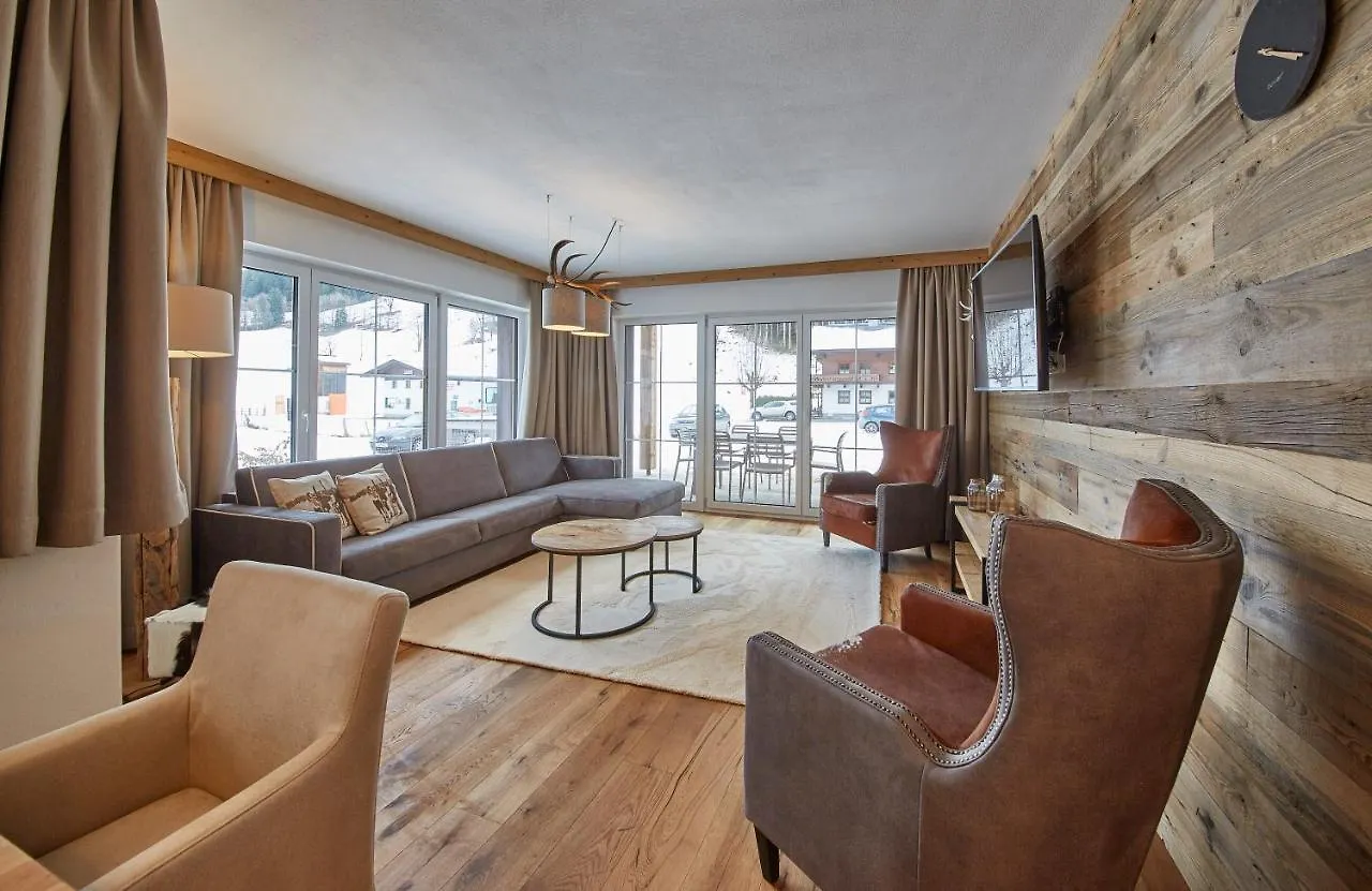 Residenz Der Wieshofer Saalbach-Hinterglemm 0*,